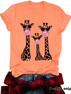Women's Giraffe Print Round Neck Fitted Tee, Fashion Chic Casual Crew Neck T-Shirt for Daily Holiday Outdoor Wear, Ladies Clothes for Summer