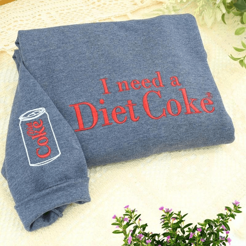 Witziges Sweatshirt mit Stickerei „Ich brauche eine Diät-Cola“ – Sarkastischer Rundhalsausschnitt für Koffeinliebhaber und Meme-Fans 