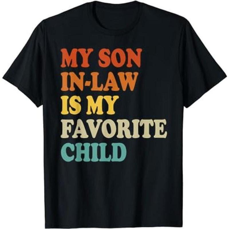 Mein Schwiegersohn ist mein Lieblingskind – Lustiges Familien-T-Shirt im Retro-Stil mit lässigem Kragen 