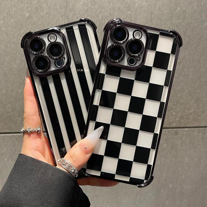 Black & Clear Checkerboard Four-Corner Drop-Proof TPU Phone Case for iPhone an d Samsung Galaxy 17 Air 16Pro Max 15 14Plus 13, S26Ultra S25 S24 S23  Simple and stylish camera protection Shockproof Anti-Drop Protection Durable Phone Case.HY13