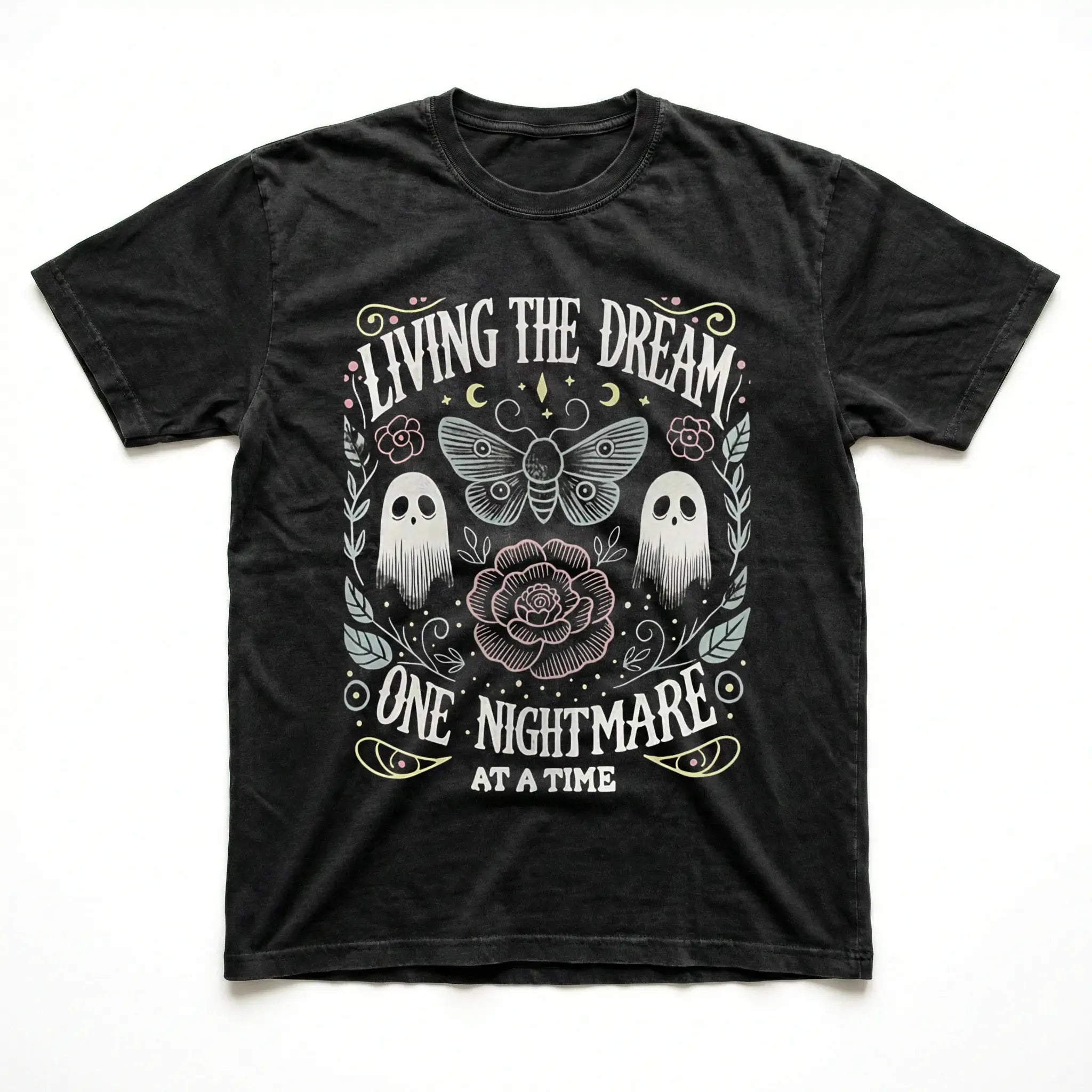 Women's Soft Fabric Vintage-Inspired Streetwear Short-Sleeve T-Shirt - "Living The Dream 1 Nightmare At A Time" Graphic, Loose Casual Chic Everyday Tee, Spring Glow Up, Outdoor Fun