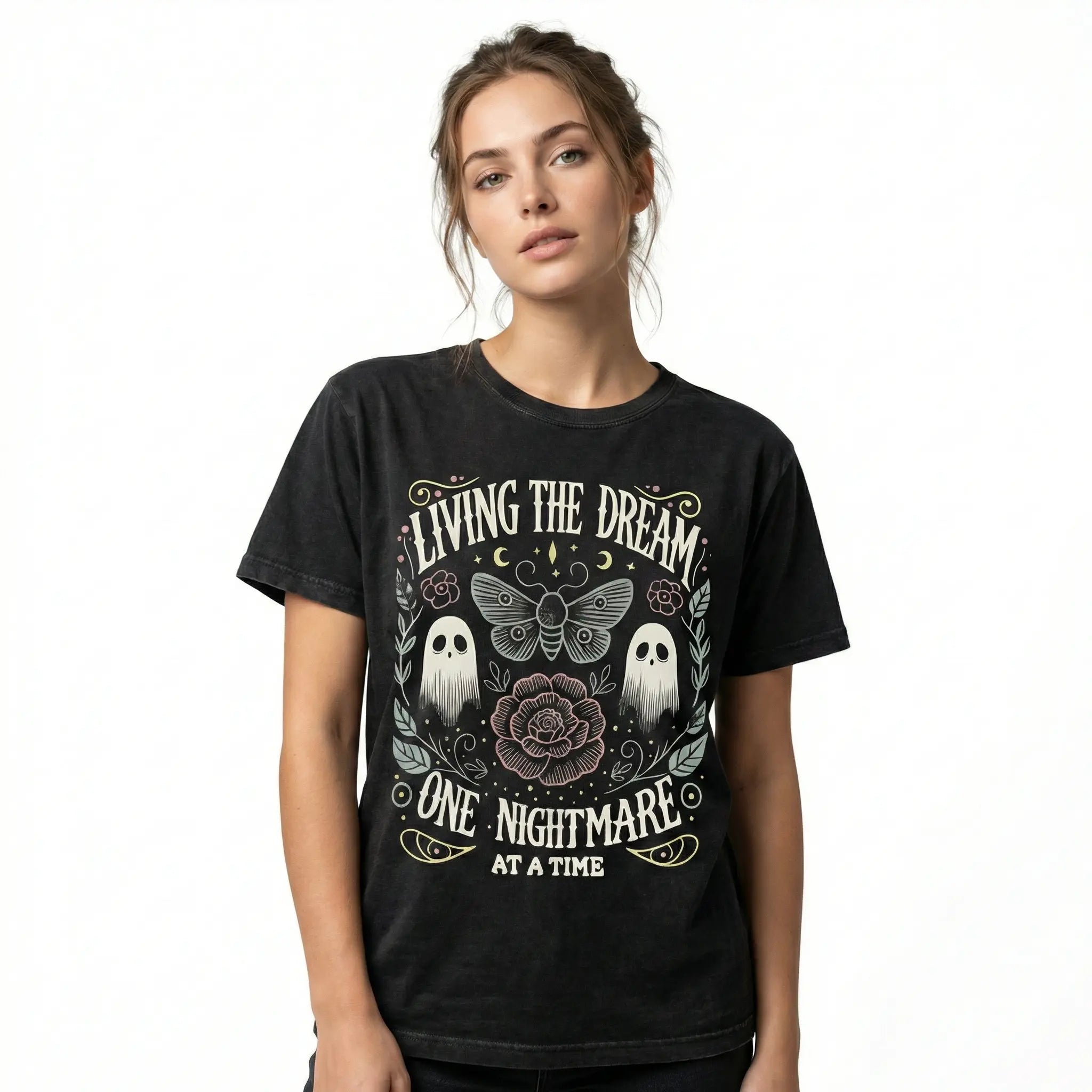Women's Soft Fabric Vintage-Inspired Streetwear Short-Sleeve T-Shirt - "Living The Dream 1 Nightmare At A Time" Graphic, Loose Casual Chic Everyday Tee, Spring Glow Up, Outdoor Fun